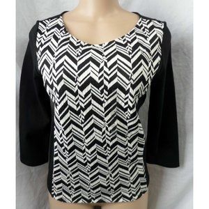 NWT  ANN TAYLOR LOFT BLACK & WHITE CHEVRON 3/4 SLEEVES TEXTURED BLOUSE SIZE: S